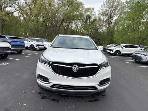 Used 2018 Buick Enclave Premium AWD/4WD image 2