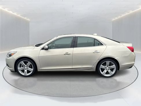 Used 2013 Chevrolet Malibu LTZ FWD image 9