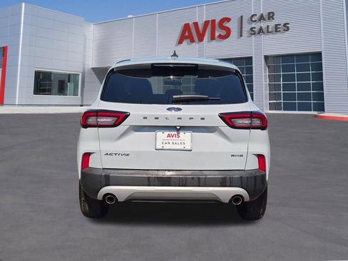 Used 2025 Ford Escape Active AWD/4WD image 7