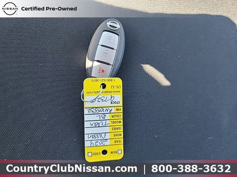 Certified 2024 Nissan Titan SV w/ Accessory Utility Package image 33