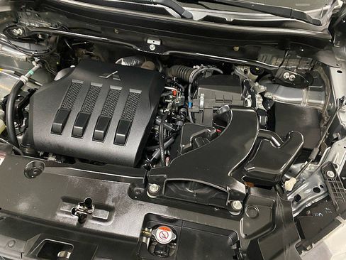 Used 2020 Mitsubishi Eclipse Cross ES image 16