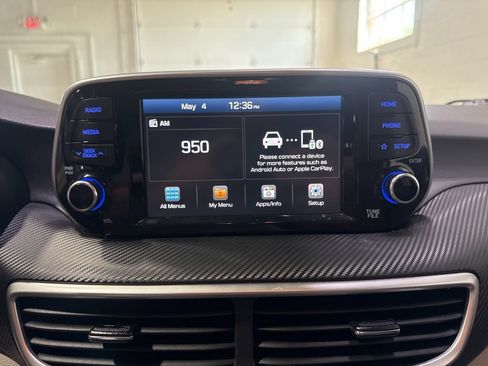 Used 2020 Hyundai Tucson SE AWD/4WD image 16
