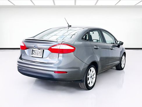 Used 2019 Ford Fiesta SE w/ Equipment Group 201A image 4