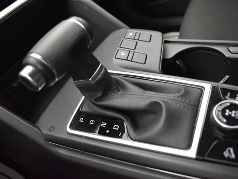 Used 2024 Kia Sportage LX image 34