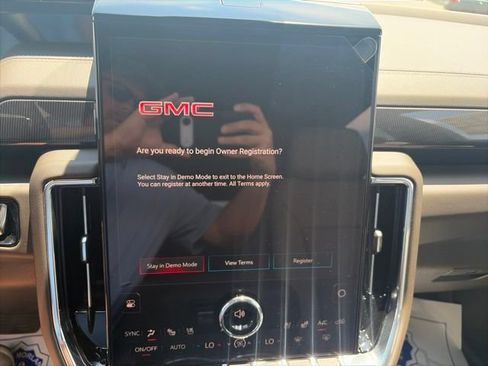 New 2026 GMC Yukon XL Elevation w/ Elevation Premium Package AWD/4WD image 22
