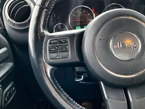 Used 2014 Jeep Wrangler Unlimited Sport w/ Power Convenience Group image 10