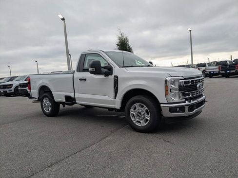 New 2026 Ford F350 XLT w/ 360-Degree Camera Package RWD image 2