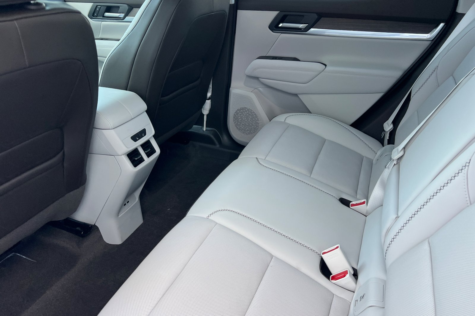 New 2027 GMC Terrain Denali AWD/4WD image 9