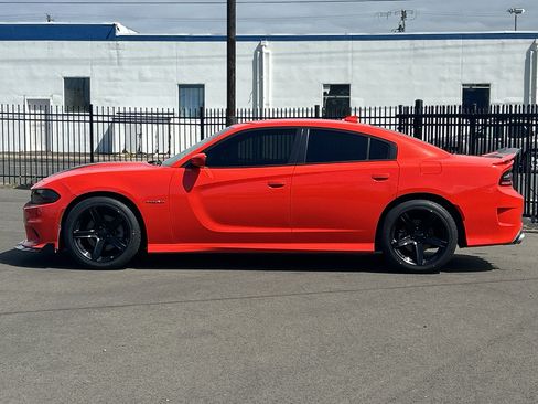 Used 2021 Dodge Charger R/T RWD image 5