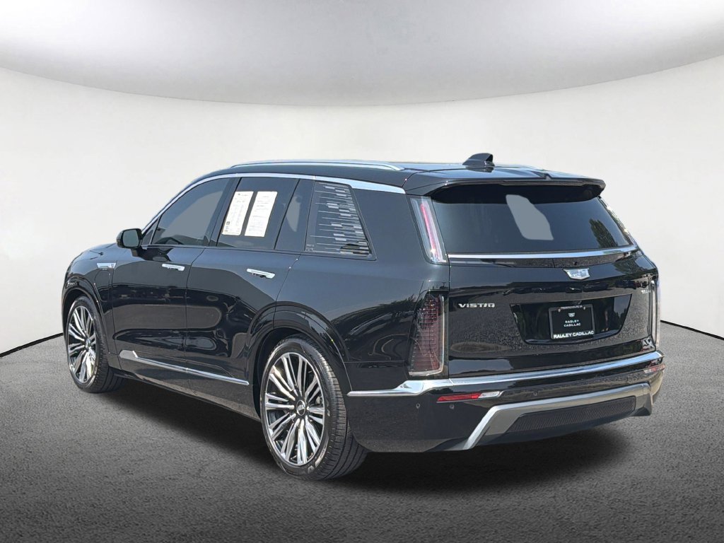 Certified 2026 Cadillac Vistiq Premium Luxury AWD/4WD image 18