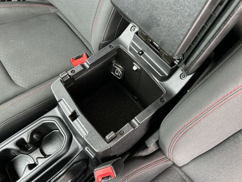 Used 2019 Jeep Wrangler Unlimited Rubicon image 87