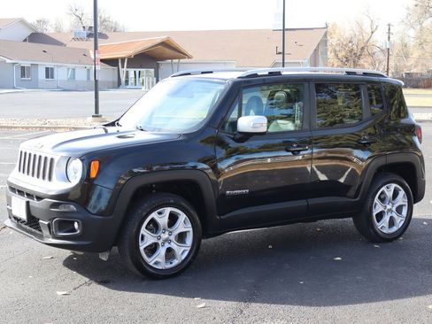 Used 2018 Jeep Renegade Limited w/ UConnect 8.4 Nav Group image 10
