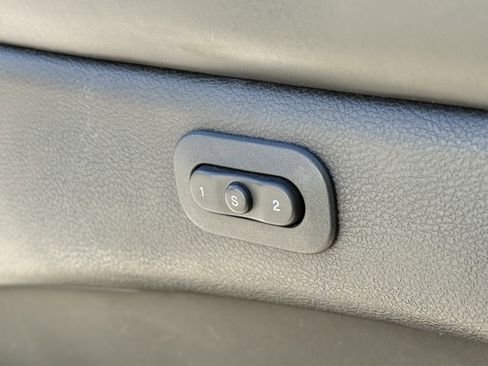 Used 2018 Dodge Durango R/T w/ Blacktop Package image 10