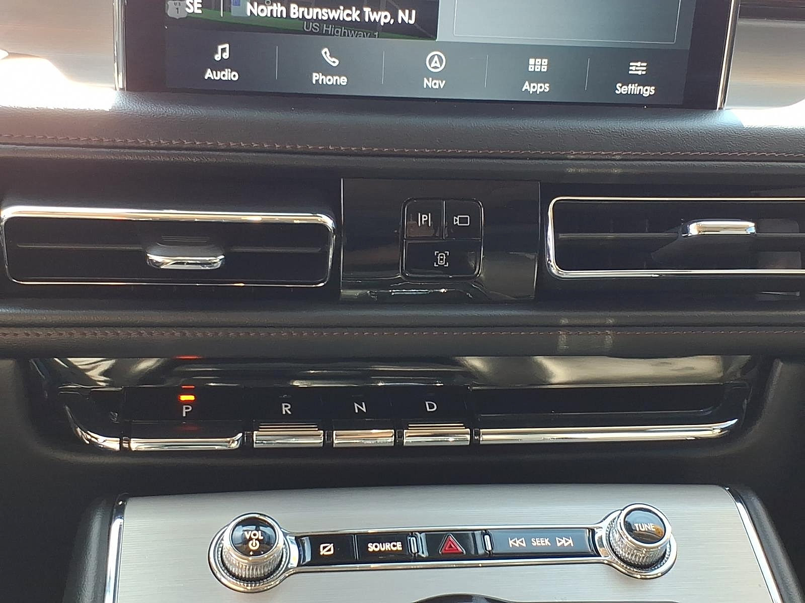 Used 2023 Lincoln Aviator AWD w/ Premium Package image 29