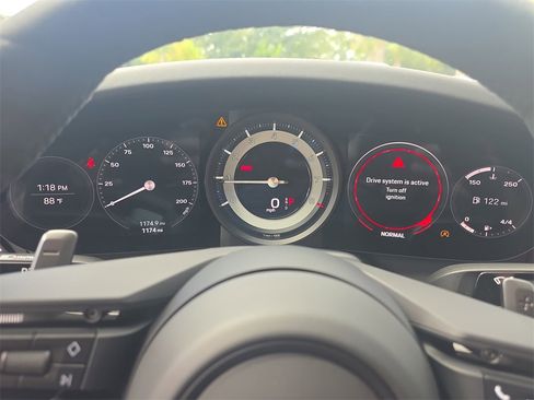 Used 2024 Porsche 911 Carrera S image 26