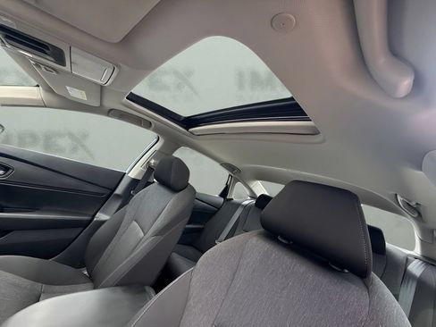 Used 2023 Honda Accord EX image 6