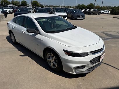 Used 2018 Chevrolet Malibu LS w/ LPO, Convenience Package 1