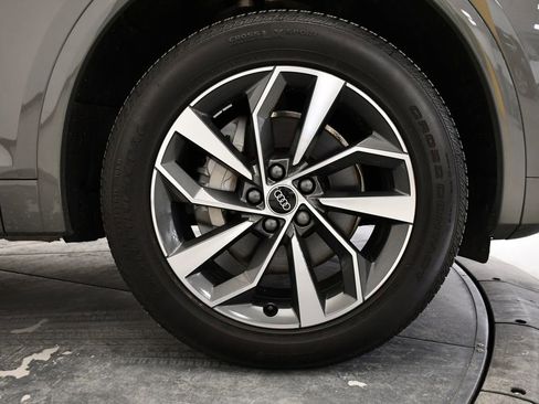 Certified 2023 Audi Q5 2.0T Premium Plus w/ Premium Plus Package image 16