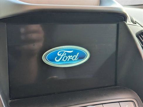 Used 2019 Ford Escape SE FWD image 11