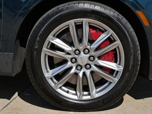 Used 2024 Cadillac XT5 Sportv AWD/4WD image 9