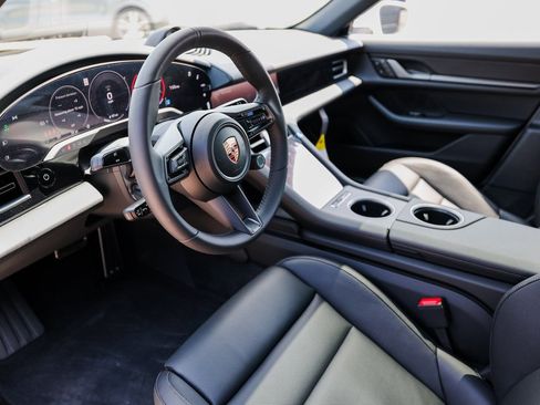 New 2026 Porsche Taycan image 4