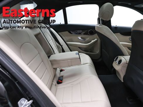 Used 2018 Mercedes-Benz C 300 4MATIC Sedan image 24