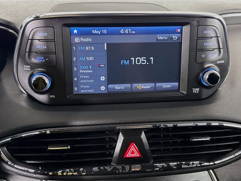 Used 2020 Hyundai Santa Fe SEL FWD image 17