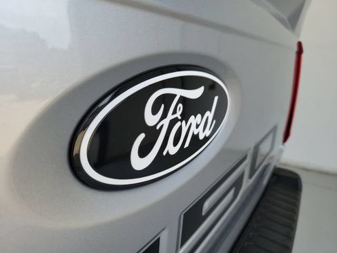 Used 2024 Ford F150 Lariat w/ FX4 Off-Road Package AWD/4WD image 8