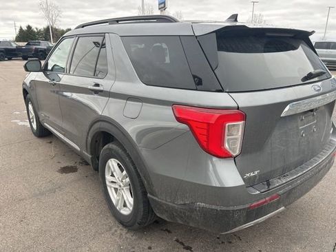 Used 2023 Ford Explorer XLT w/ Equipment Group 202A image 7