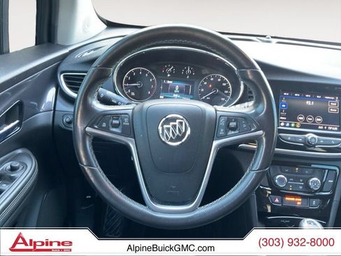 Used 2022 Buick Encore Preferred AWD/4WD image 12