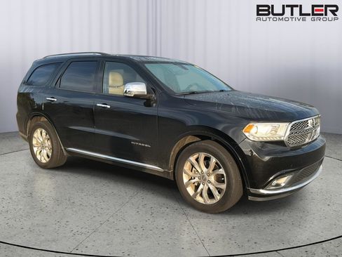 Used 2017 Dodge Durango Citadel w/ Premium Entertainment Group image 5