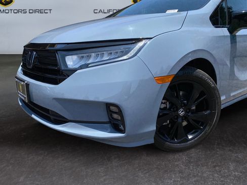Used 2024 Honda Odyssey Sport image 9