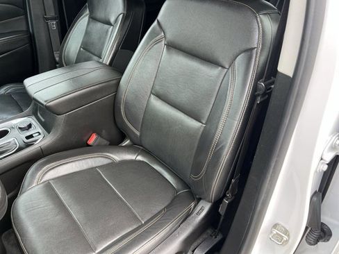 Used 2019 Chevrolet Traverse Premier w/ Driver Confidence II Package image 20