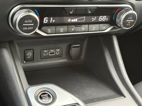 Certified 2024 Nissan Sentra SR image 21