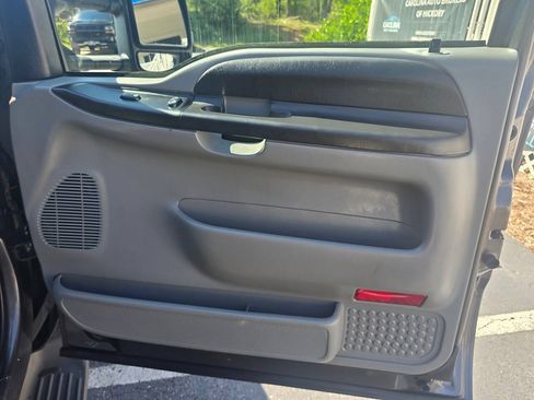Used 2005 Ford F350 XLT RWD image 18