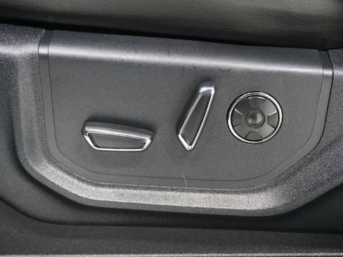 Used 2020 Ford F350 Platinum image 16