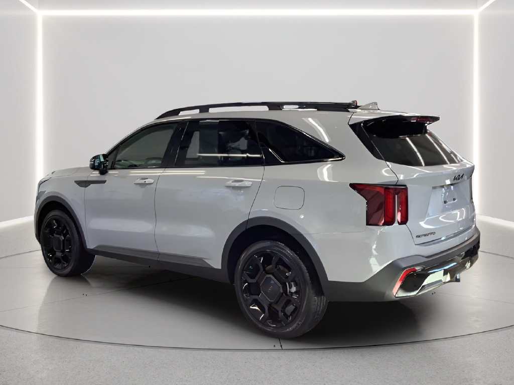 Certified 2026 Kia Sorento X-Line EX AWD/4WD image 4