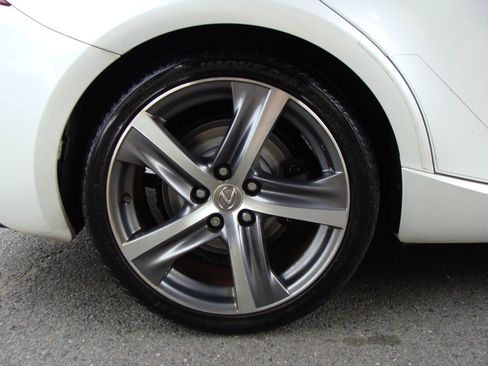 Used 2017 Lexus IS 300 AWD image 36