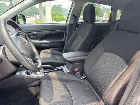 Used 2024 Mitsubishi Outlander Sport SE AWD/4WD image 11