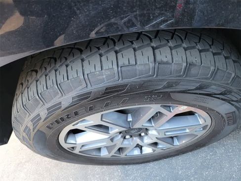 Used 2025 Ford Expedition Max Active image 9