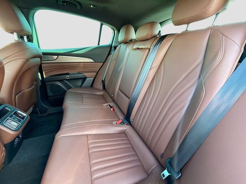 Certified 2024 Maserati Grecale GT image 21