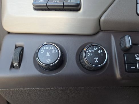 Used 2016 GMC Yukon XL Denali w/ Open Road Package image 6