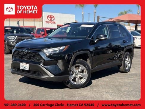 Used 2025 Toyota RAV4 XLE image 1
