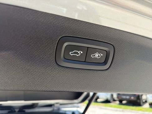 Used 2023 Volvo XC90 B5 Plus w/ Protection Package Premier AWD/4WD image 34