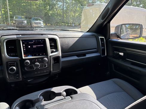 Used 2022 RAM 1500 Classic Warlock w/ Electronics Group AWD/4WD image 11