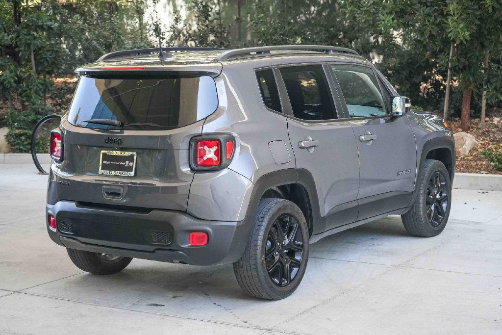 Used 2023 Jeep Renegade Altitude AWD/4WD image 6