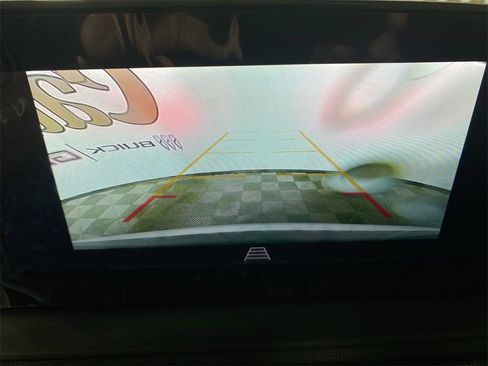 Used 2025 Buick Envista Preferred w/ Convenience I Package image 17