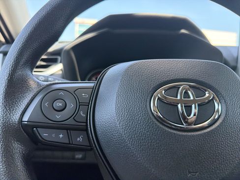 Certified 2025 Toyota RAV4 XLE w/ Convenience Package FWD image 8