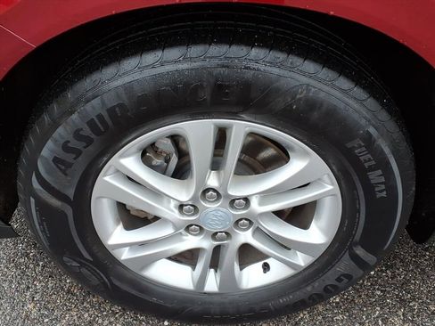 Used 2019 Buick Enclave Essence image 8