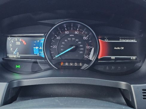 Used 2018 Ford Explorer XLT w/ Equipment Group 202A image 42